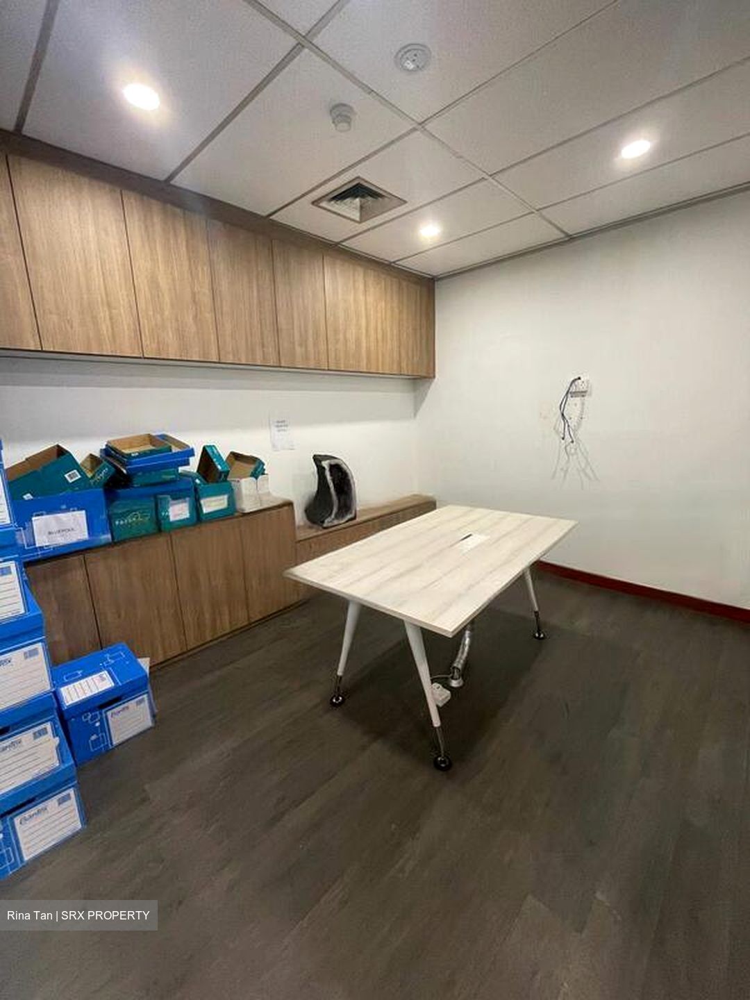 Far East Finance Building (D1), Office #454463551